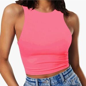🔹️NWT Hot Pink Cropped Sleeveless Top Medium